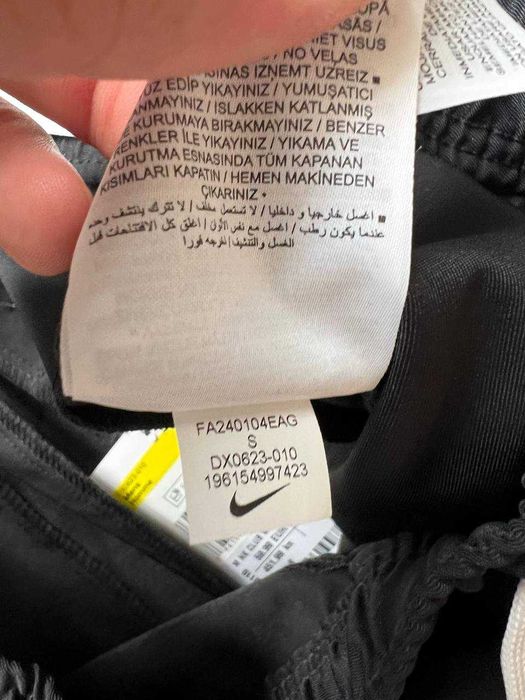 ОРИГІНАЛ! Штани Nike Club Wvn Taper Leg Pant Black S M | DX0623-010
