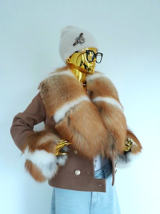 [Nowy] Płaszczyk z naturalnym lisem