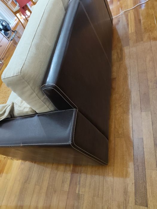 Sofá em pele como novo