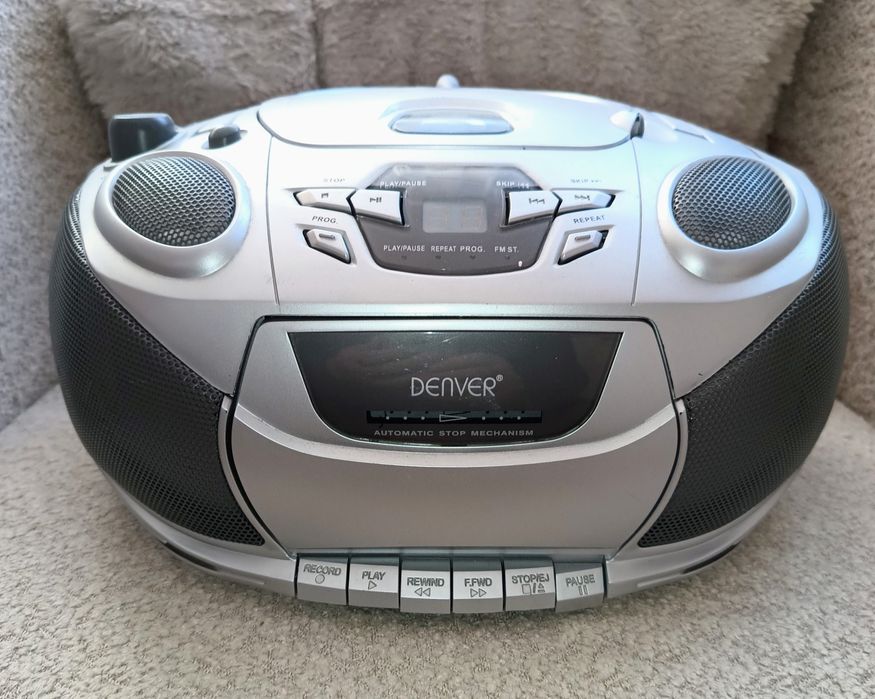 Radio Magnetofon CD Denver