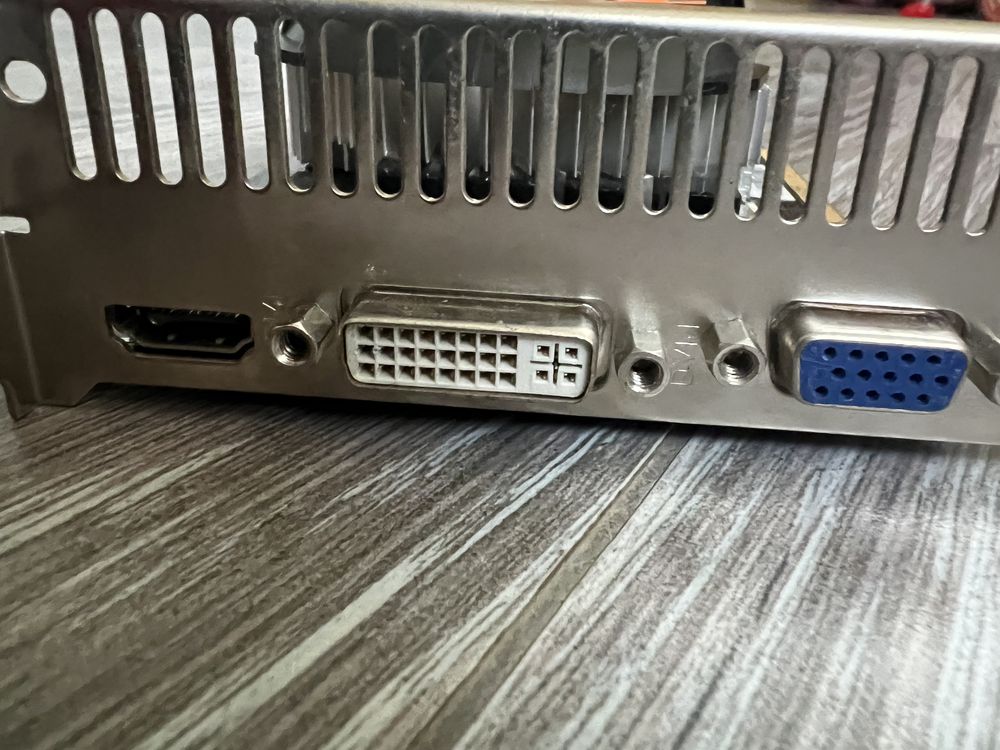 Відеокарти MSI GeForce GTX 650 1GB GDDR5 та Palit GeForce GTX 560