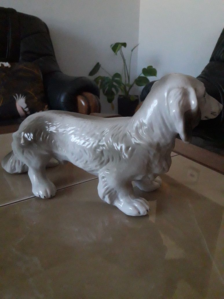 Figurka porcelana duży pies Steatyt Katowice lata 60 te