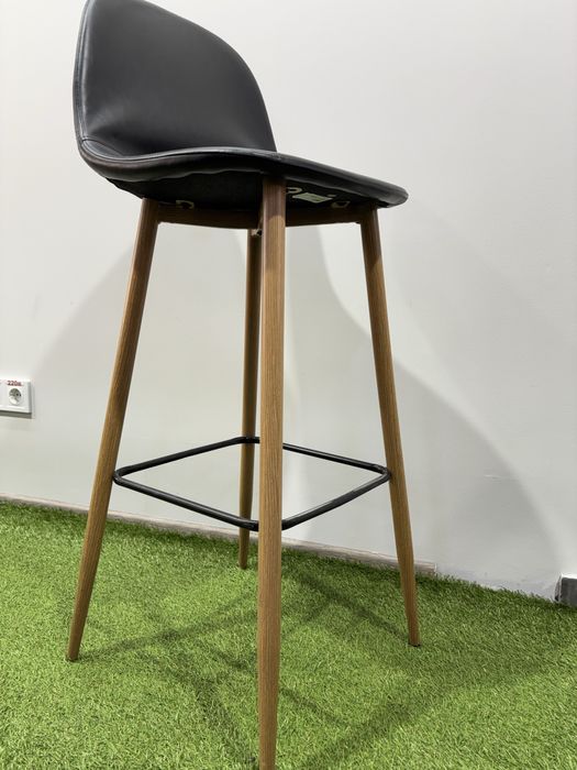 Стілець барний чорний/дуб