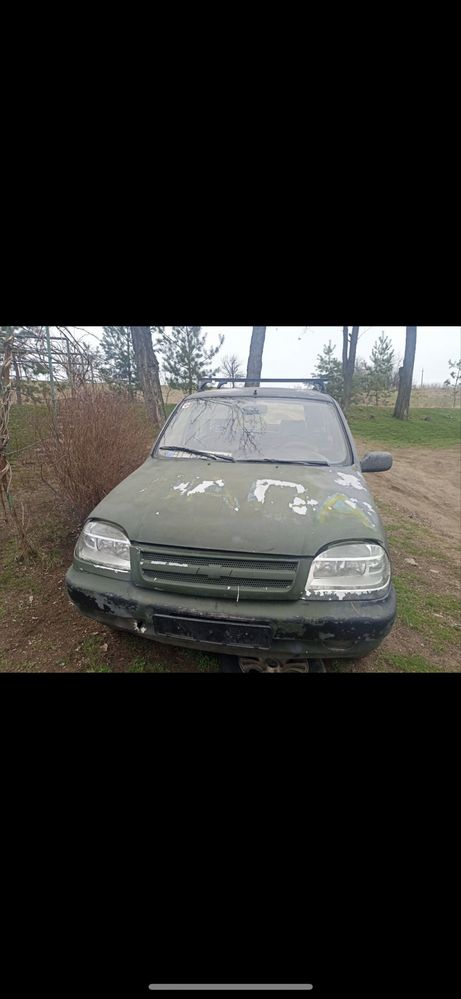 Розбираю шевроле ниву 2123