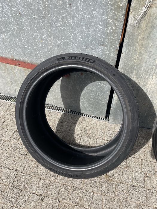 Opony letnie Michelin Pilot Sport 4 225/35/19 21 r