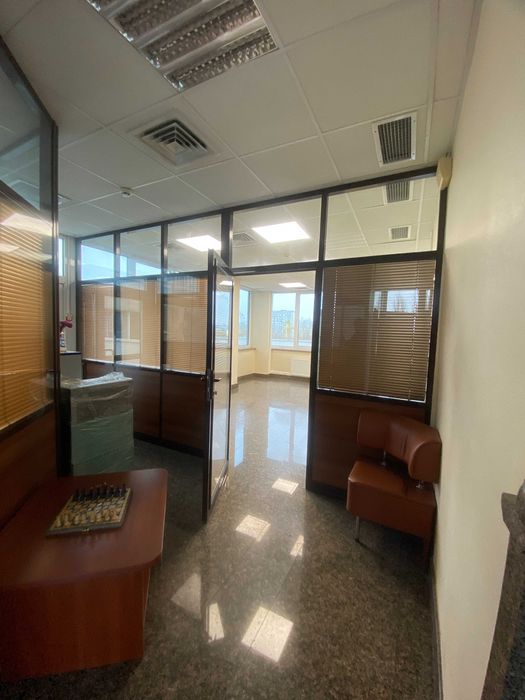 Оренда офісу 42м2 open space бізнес центр Юрія Шумського 1А, Березняки