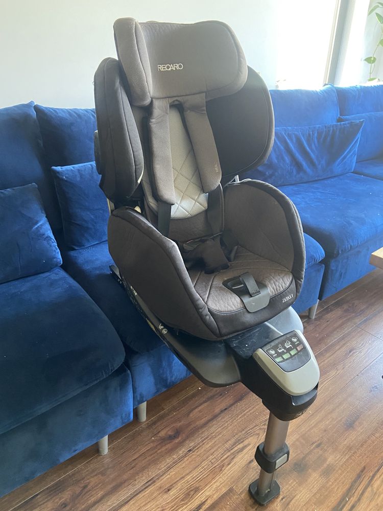 Fotelik samochodowy Recaro zero obrotowy isofix