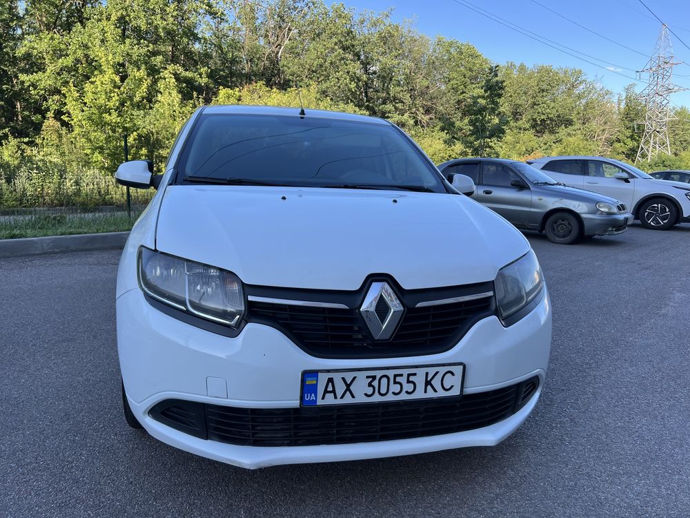 Renault Logan 2013