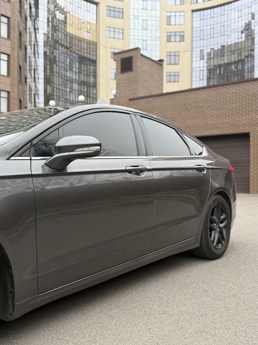 Ford Fusion 2.5 Газ/Бенз