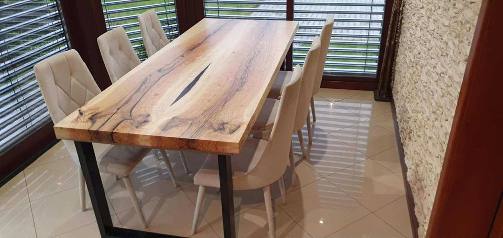 Stół drewniany z żywicą dostawka lub stolik do kawy, ławy. OD RĘKI