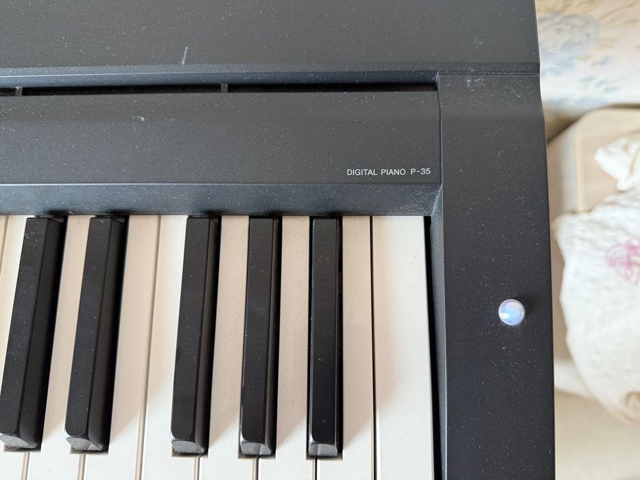 Піаніно Yamaha P-35