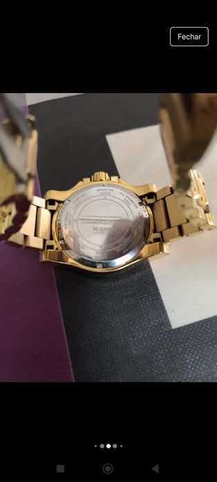 Relógio dourado INVICTA