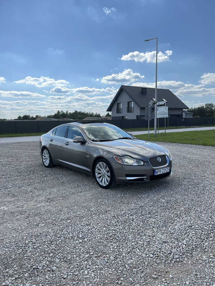 Jaguar XF 4.2 v8