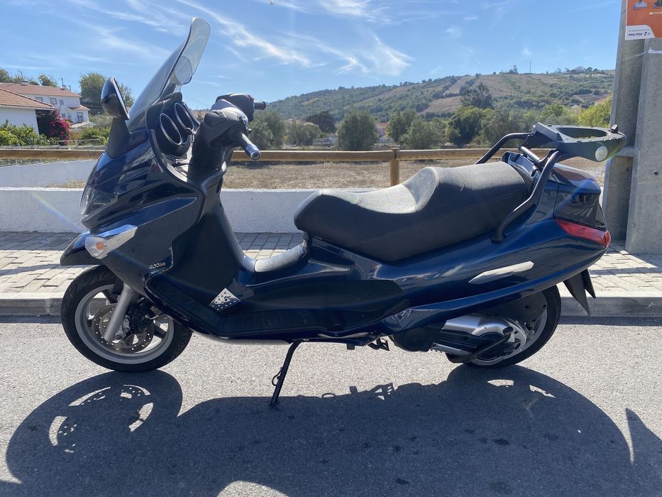 Piaggio X-Evo 400 i.e.