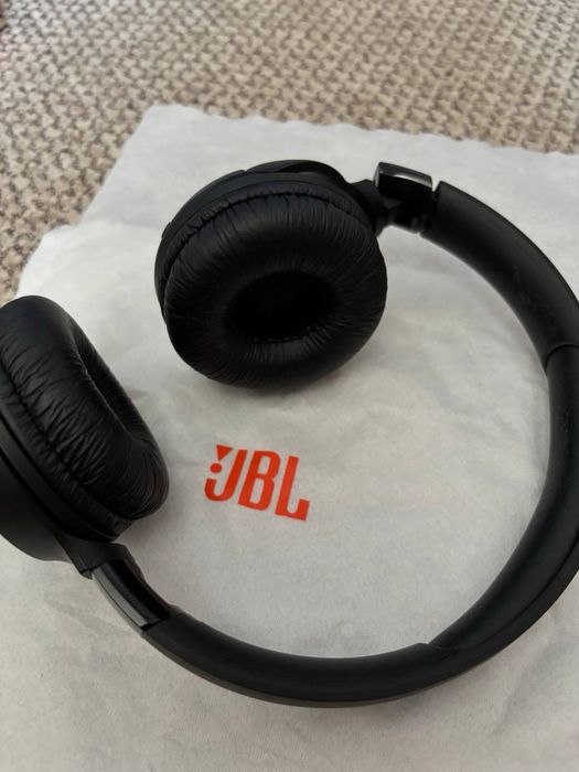 Навушники Jbl tune 520BT