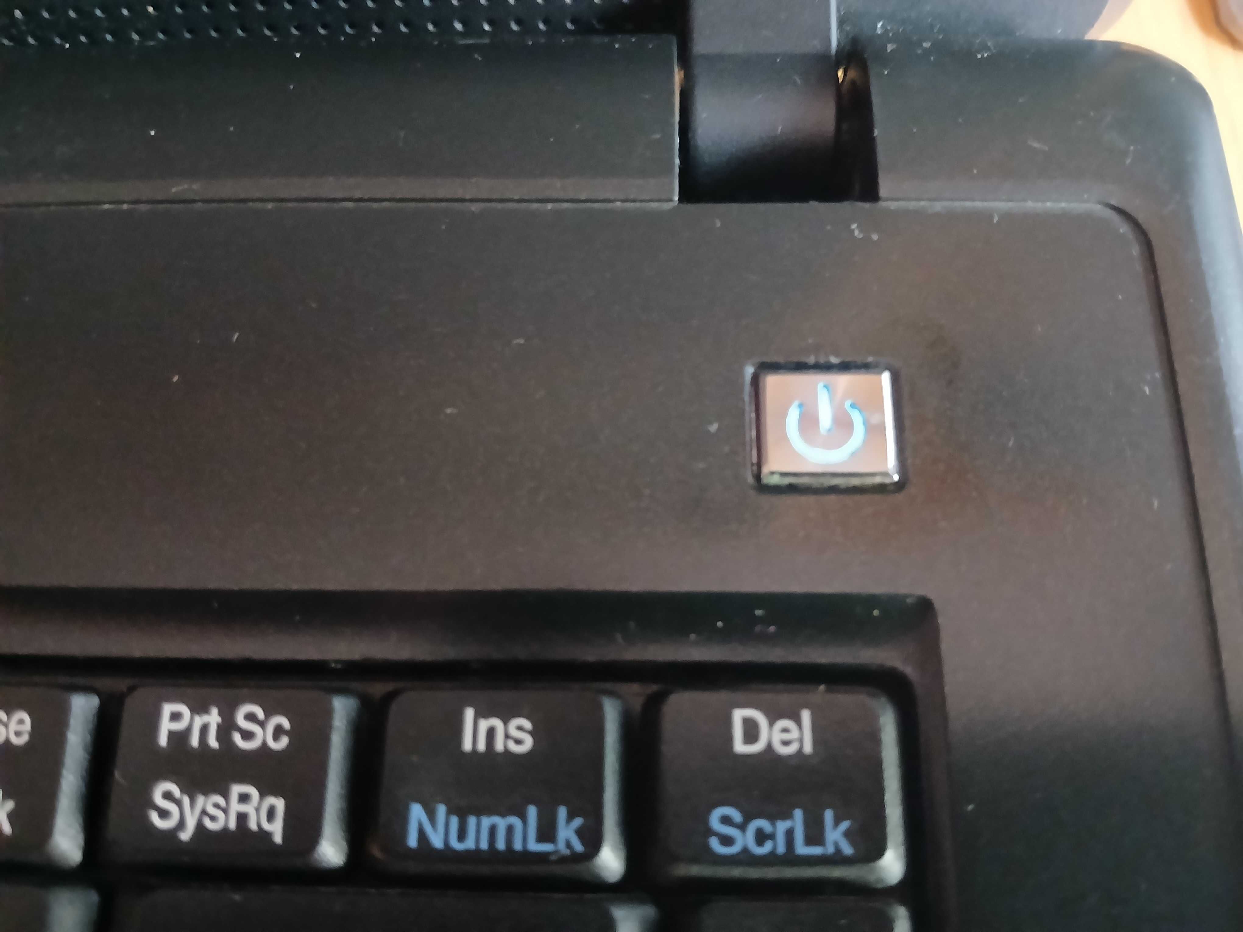 Laptop NTT Corrino M765SU