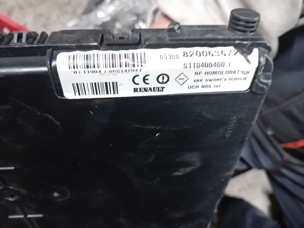 Renault Clio III moduł sterownik UHC UCH BSI
