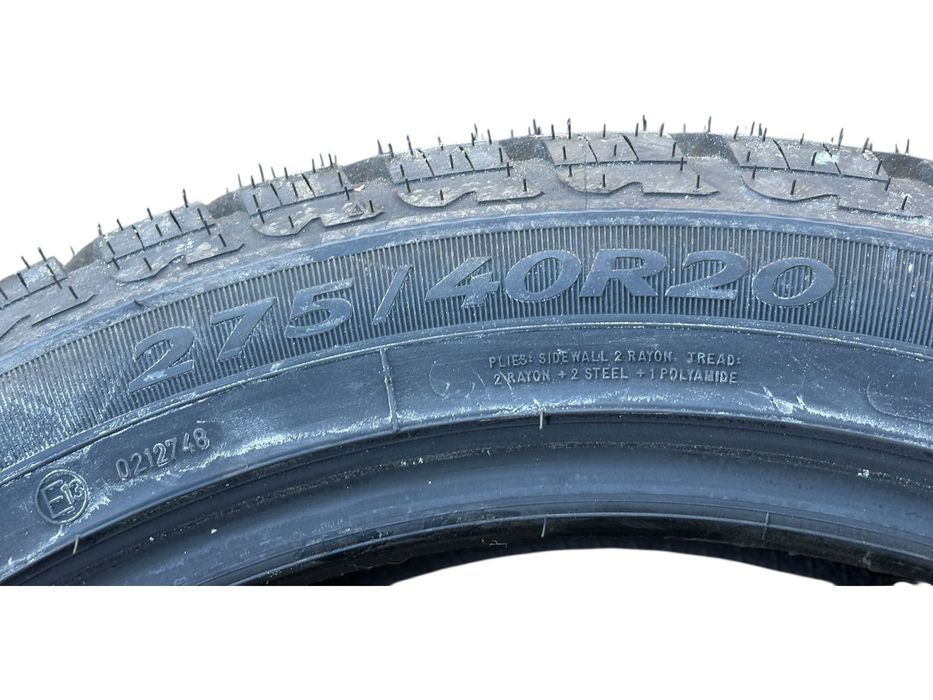 275/40/20 GOOD YEAR Ultra Grip+ SUV 4x4 102H XL