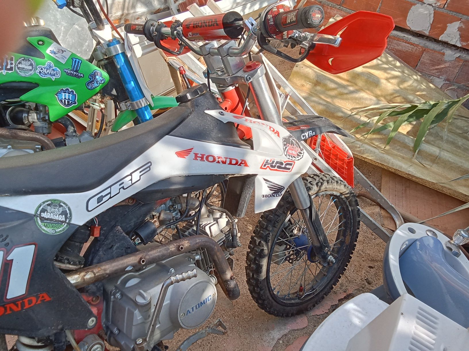 Vendo mota Pit bike 125