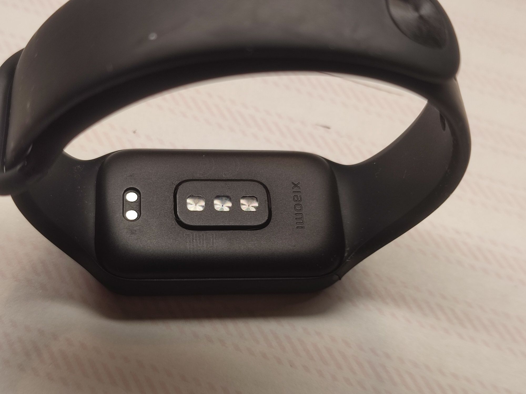 Smartband Xiaomi Mi Band 8 Active czarny