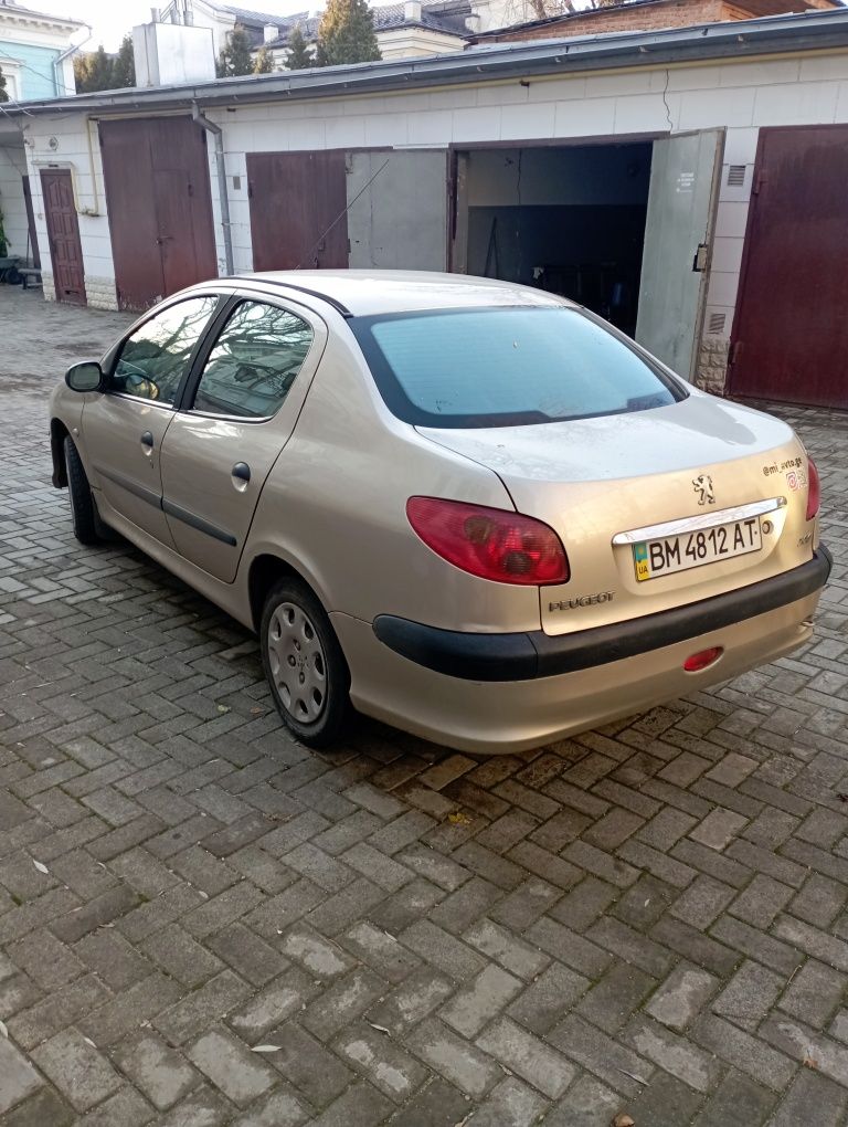 Продам PEUGEOT 206.
