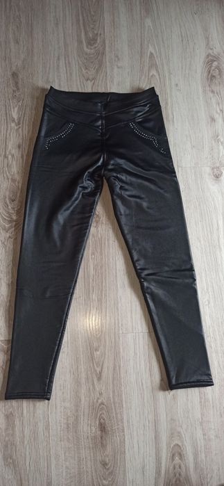 Legginsy Ocieplane Imitacja Skórzane Czarne R.M/L