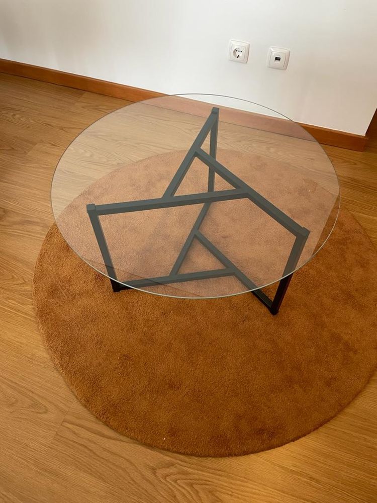 Mesa de centro. 75x45cm