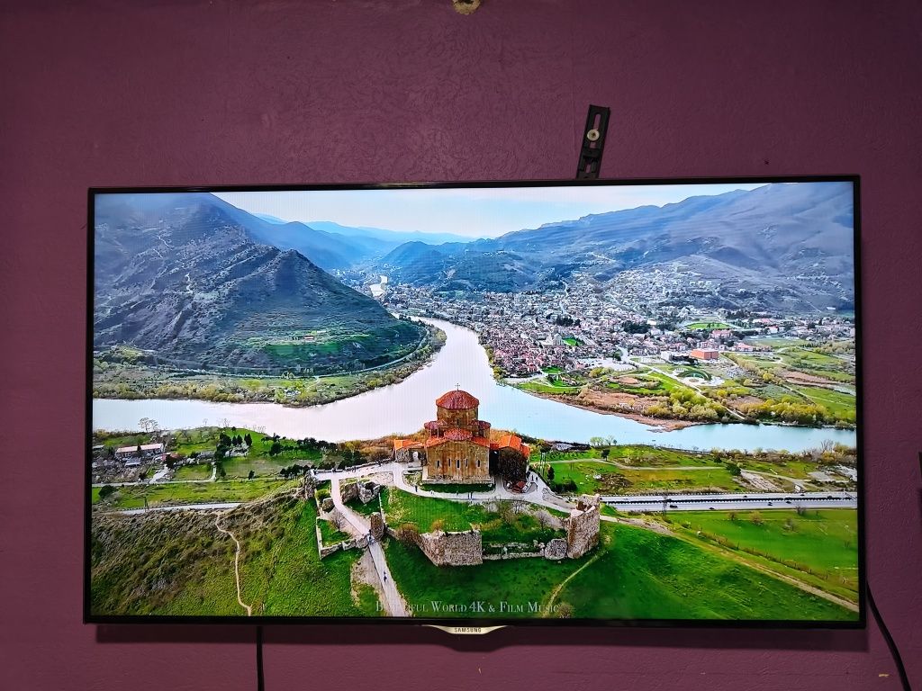 Телевізор Samsung 46f6500