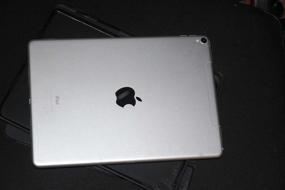 Apple iPad Pro 10,5" 512GB Silver + LTE MPMF2FD