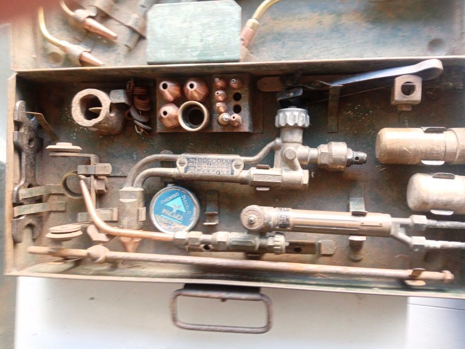 Conjunto de soldadura antigo