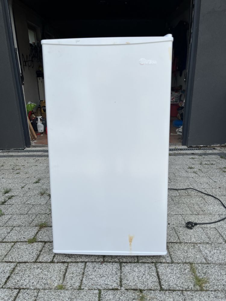 Lodowka midea wysokość 85 cm