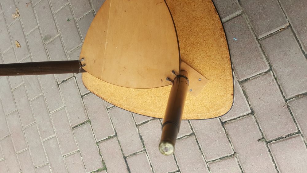Modernistyczny stolik lata 60te