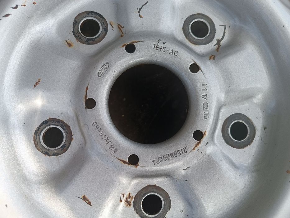 Sprzedam orginalne Felgi stalowe do Forda r15 5x160