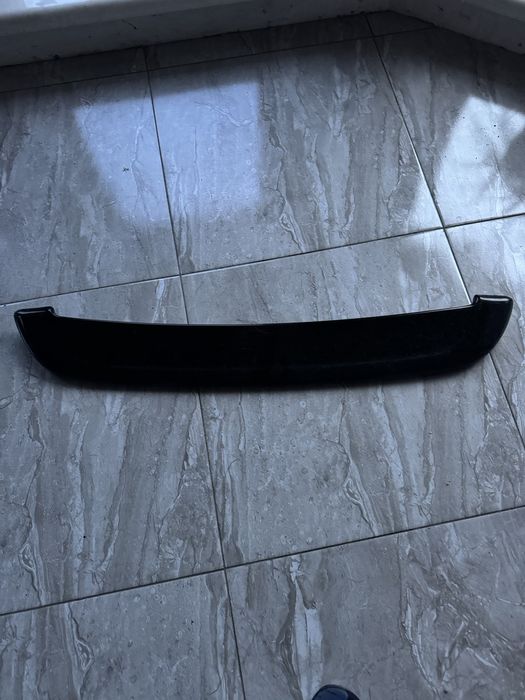 Продам спойлер на Subaru