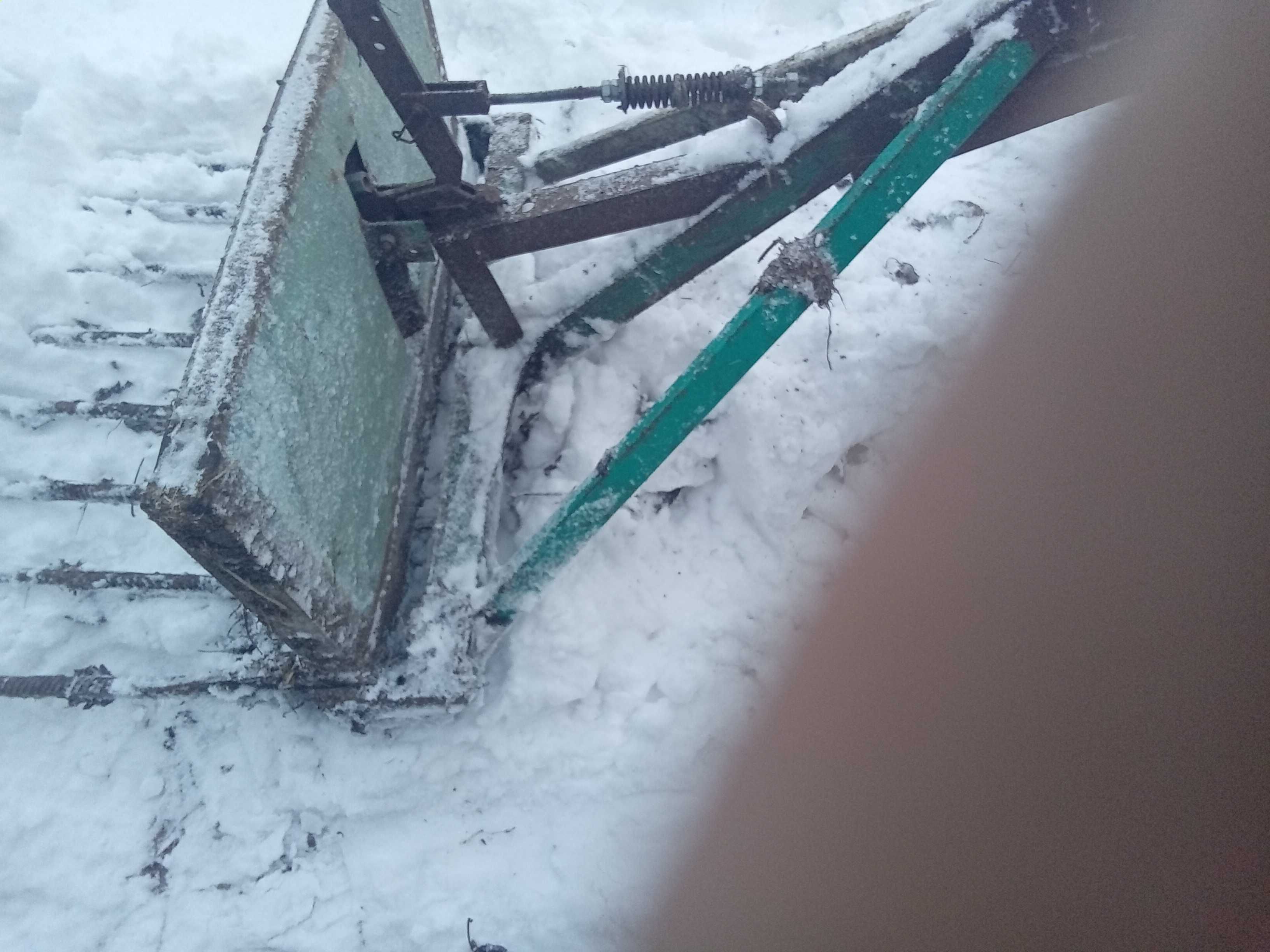 Погрущик на задню навіску ( під заказ мтз.юмз)
