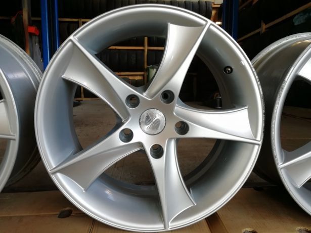 Alufelgi 5x130 8 i 9jx 18 71.6 ETA BETA Porsche Q7 Taureg Mercedes