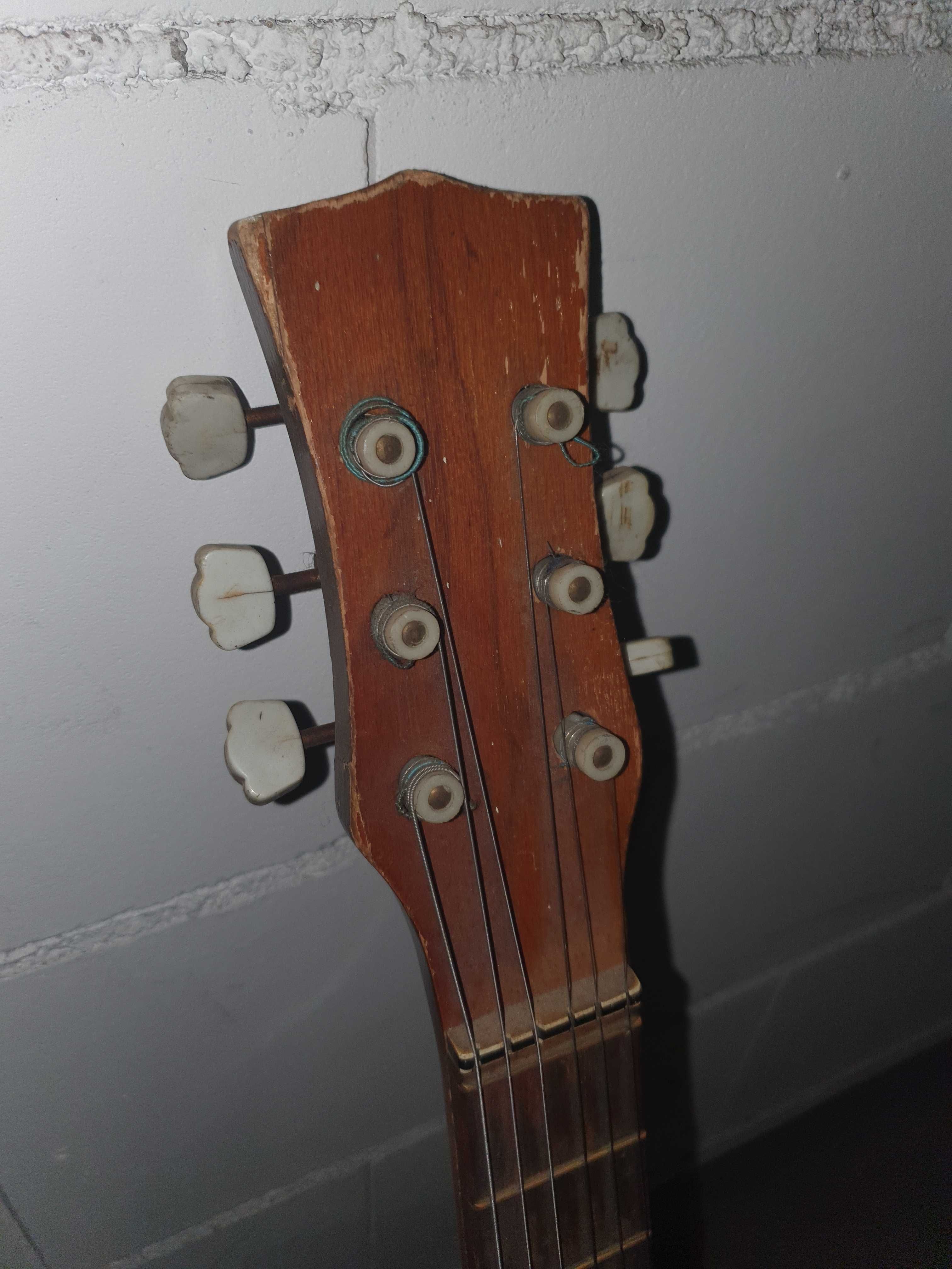 Gitara akustyczna