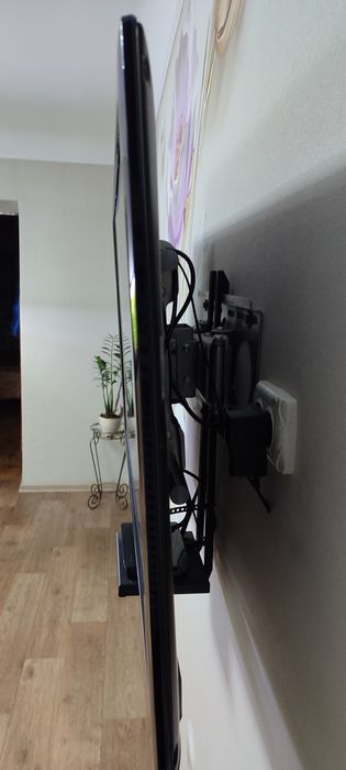 Телевізор LG 42LE5300