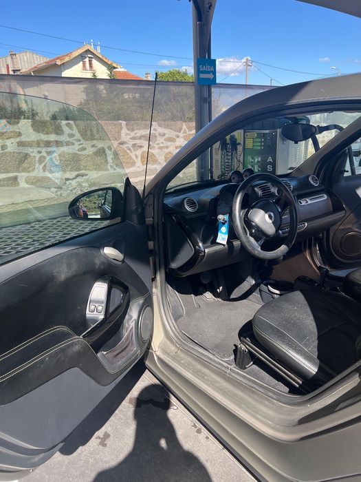 Vendo smart fortwo coupe mhd 2011