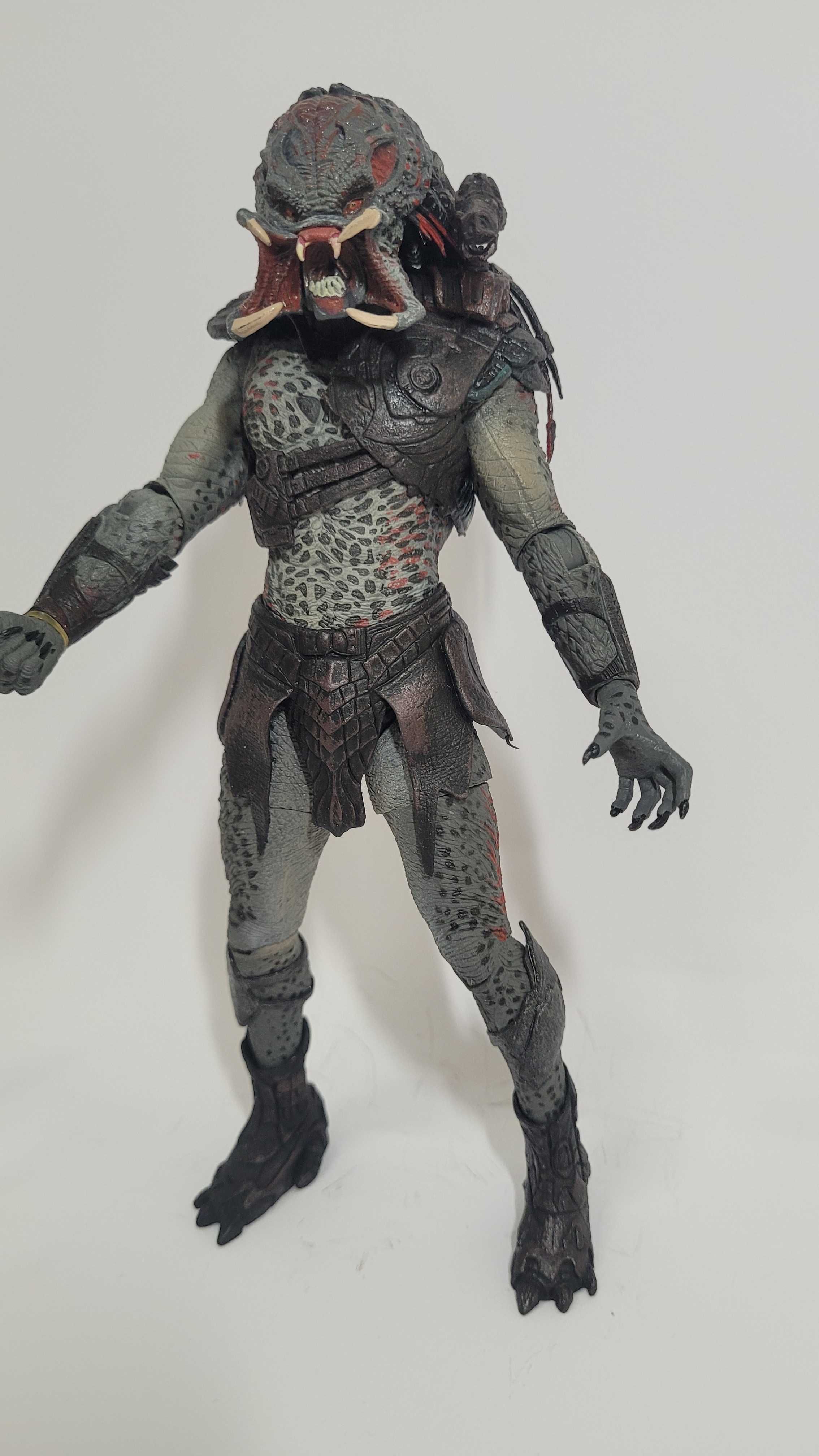 NECA Berserkerr Predator 8 cali Predators  Figurka - Stan idealny