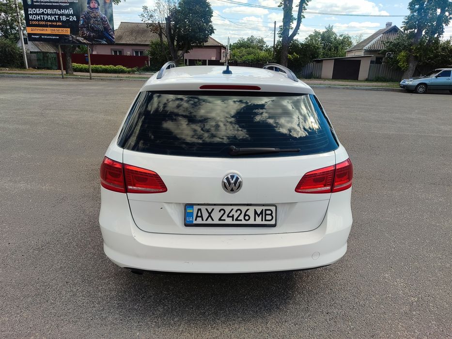 Продам автомобіль Volkswagen Passat B7