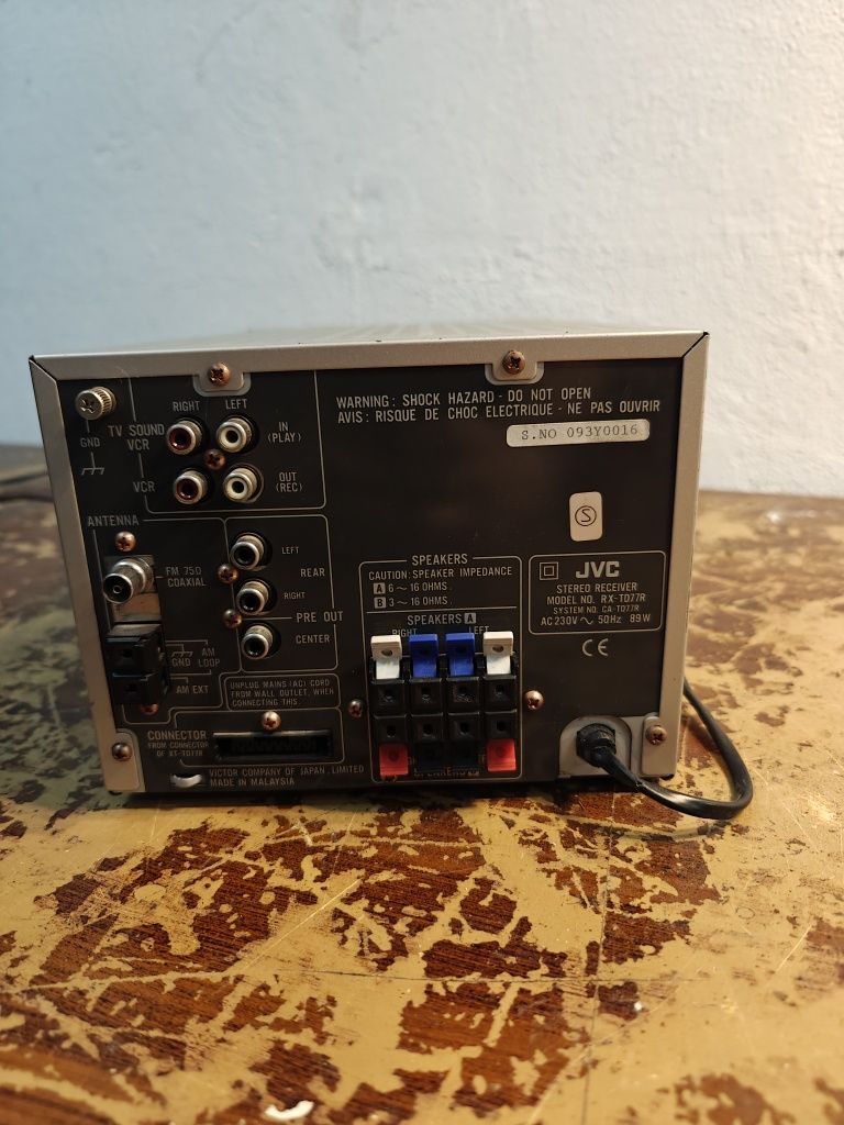 Amplituner JVC RX-TD77R