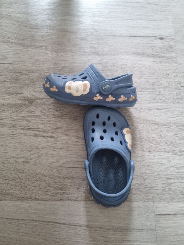 Crocsy rozmiar 21