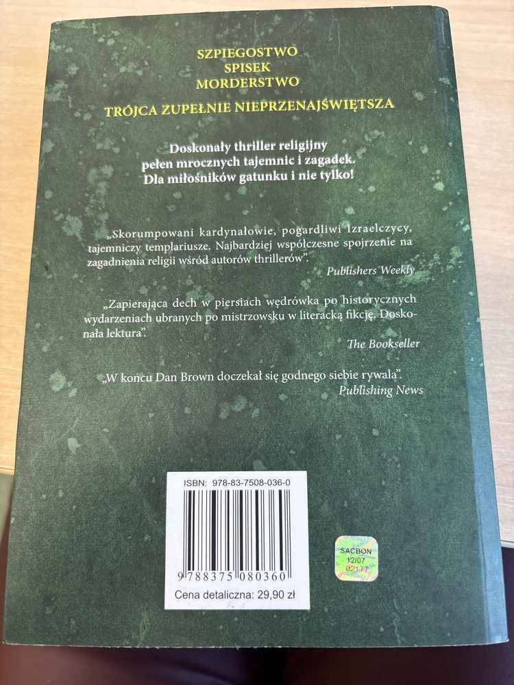 Świete kości. Michael Byrnes