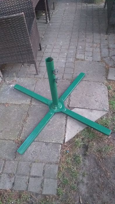 Stojak pod parasol ogrodowy