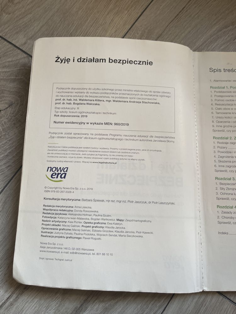 Zyje i dzialam bezpiecznie EDB Nowa era zakres podstawowy klasa 1