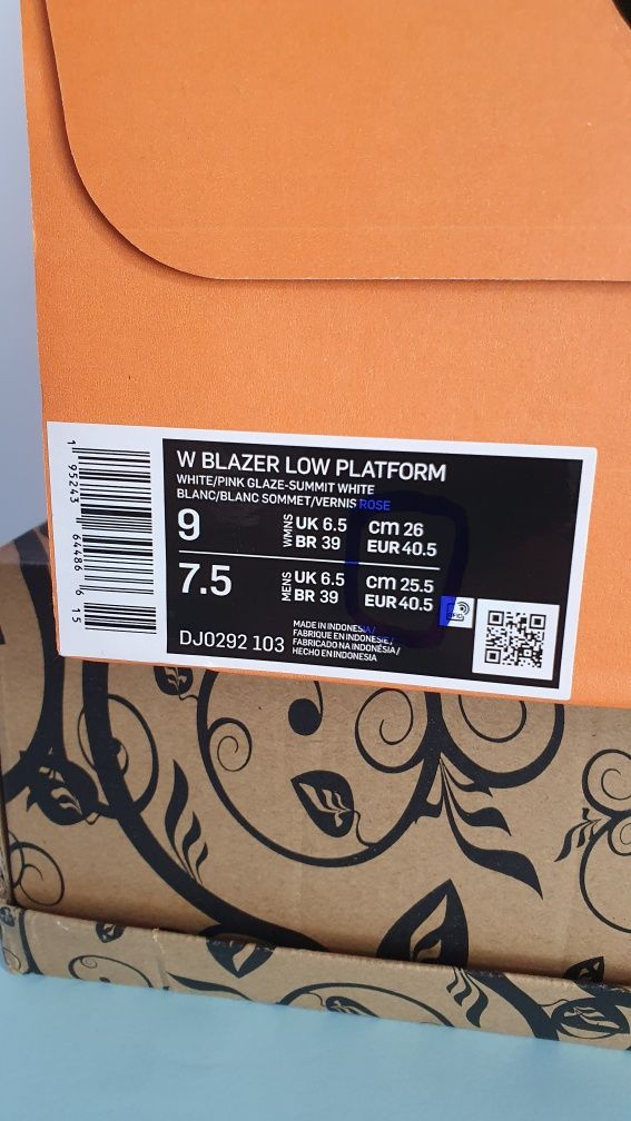 Sneakersy nowe modne Nike Blazer Rozmiar 40.5
