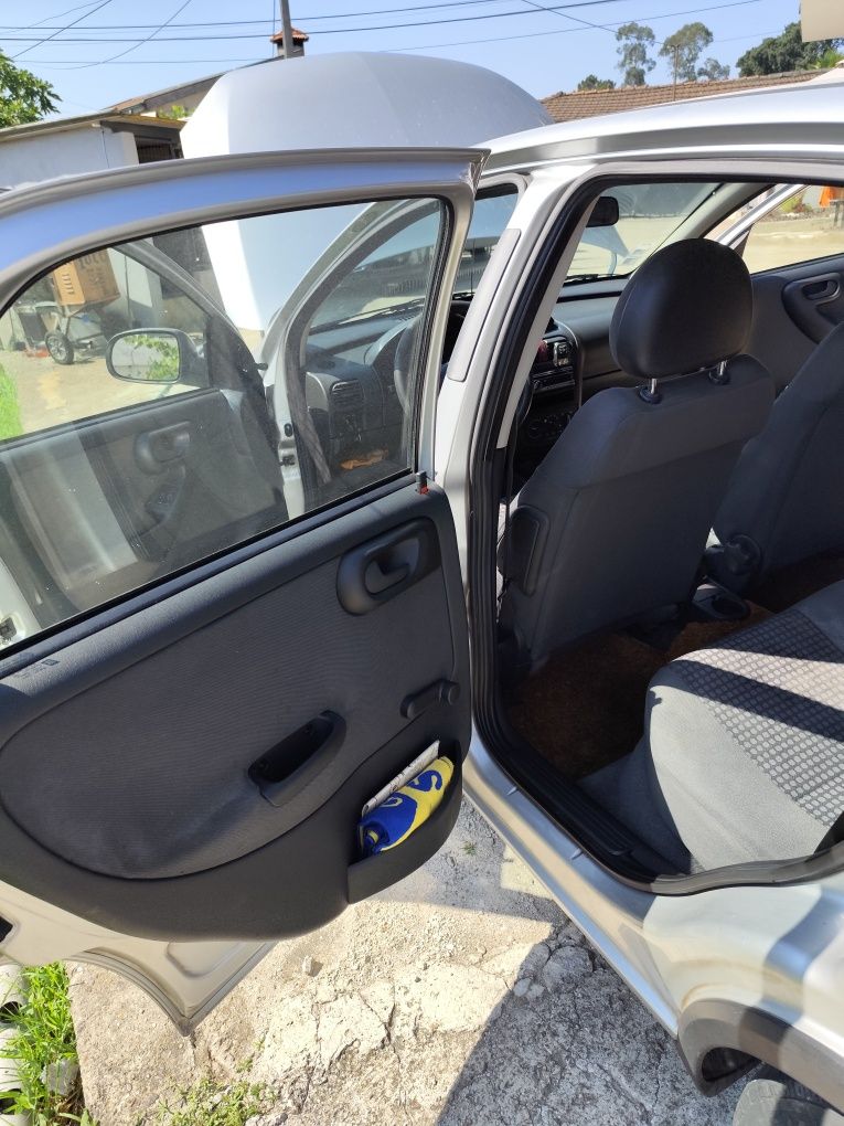 Vendo Opel corsa 1.2