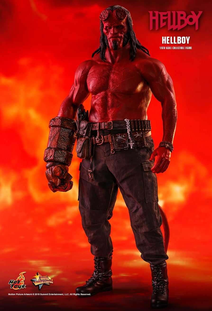 HOT TOYS Hellboy 1/6th Scale Collectible Figure