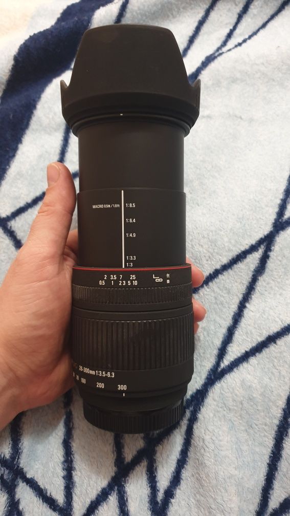 Об'єктив SIGMA DG 28-300мм 1:3.5-6.3